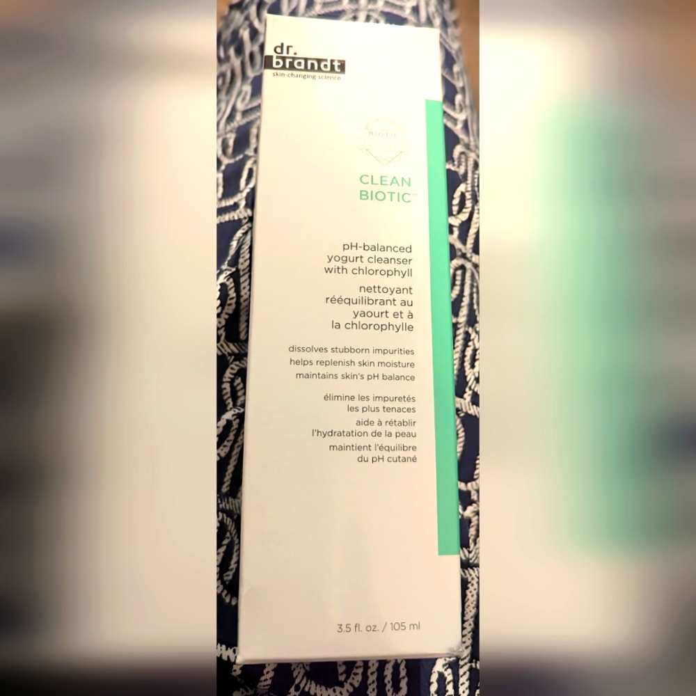 NWT😍🧴DR. BRANDT🧴😍 CLEAN BIOTIC 💖 pH Balanced Yogurt Cleanser w/Chlorophyll